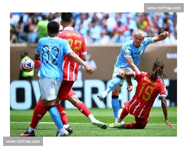 世俱杯曼城 2-0 维达德，马宁强硬执法怒怼瓜迪奥拉引争议