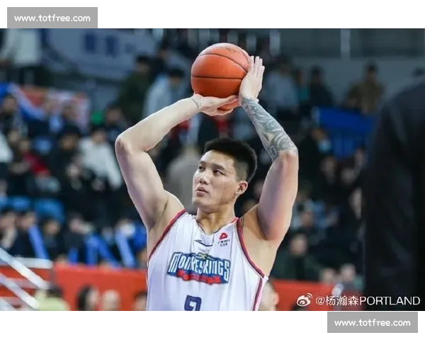 曾繁日官宣加盟深圳男篮!2 年合同开启新征程,已正式报到 曾繁日官宣加盟深圳男篮!2 年合同开启新征程,已正式报到